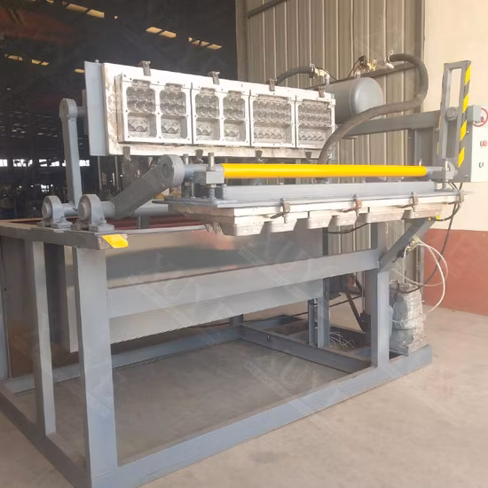 Attrezzature per la produzione di macchine per il riciclaggio della carta per vassoi per uova di quaglia, per la formatura di vassoi per uova in carta per pollo in cartone per uova
